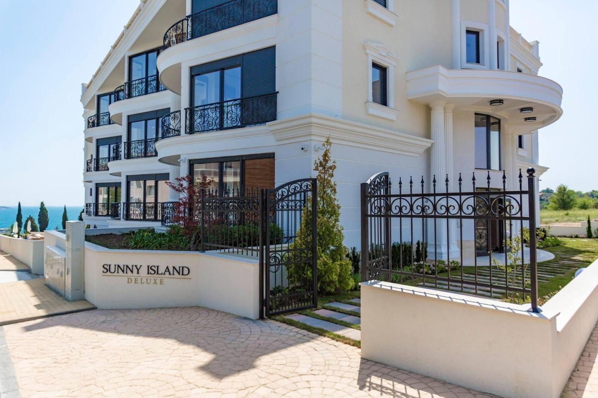 Apartments In Complex Sunny Island Deluxe チェルノモレツ エクステリア 写真