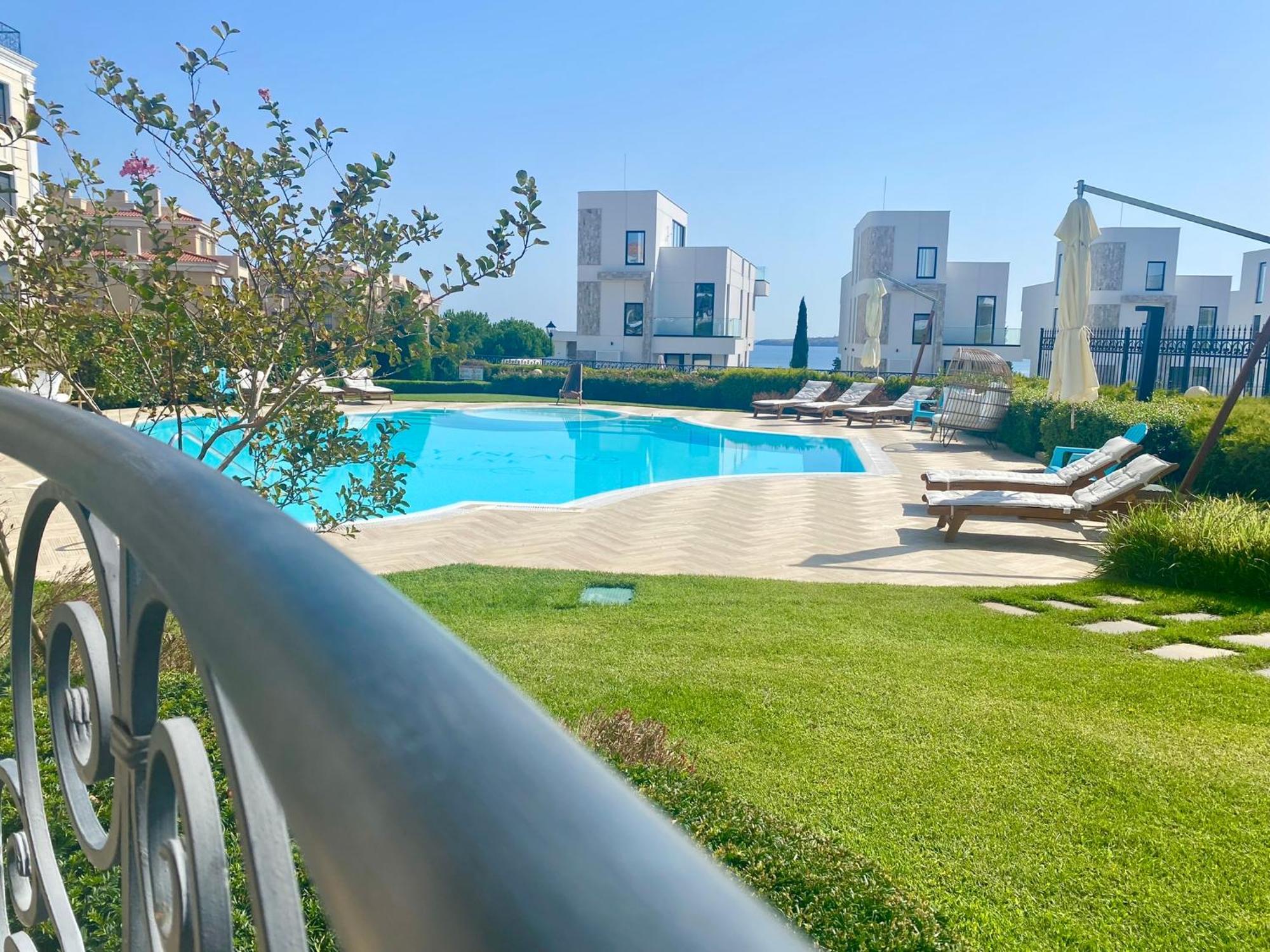 Apartments In Complex Sunny Island Deluxe チェルノモレツ エクステリア 写真